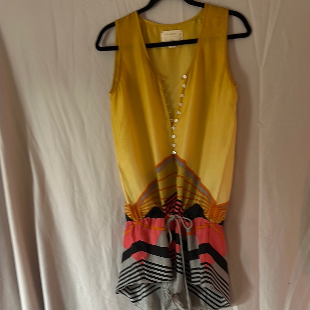 Nicole Miller Yellow & Pink Silk Sleeveless romper. Size Petite